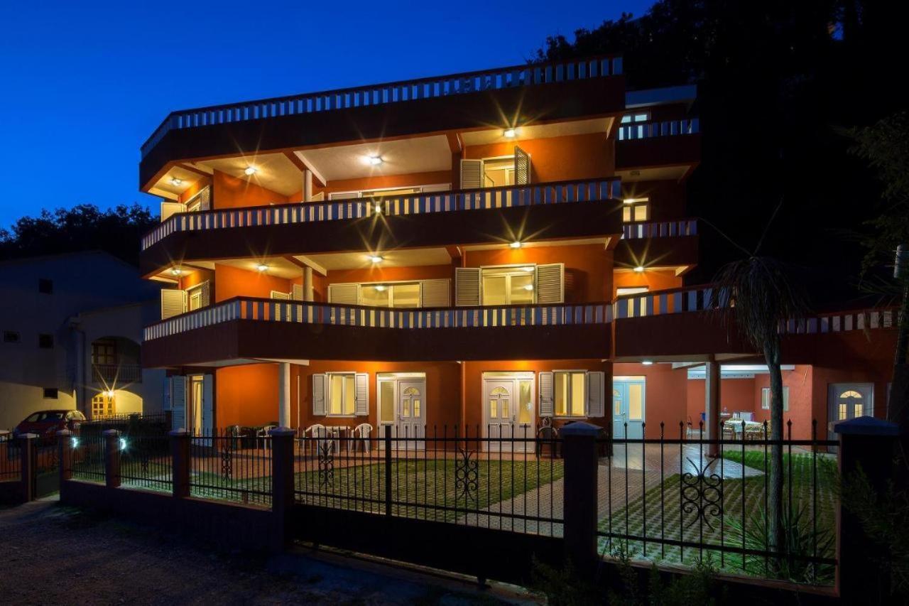 Budva Felix Suites Exteriér fotografie
