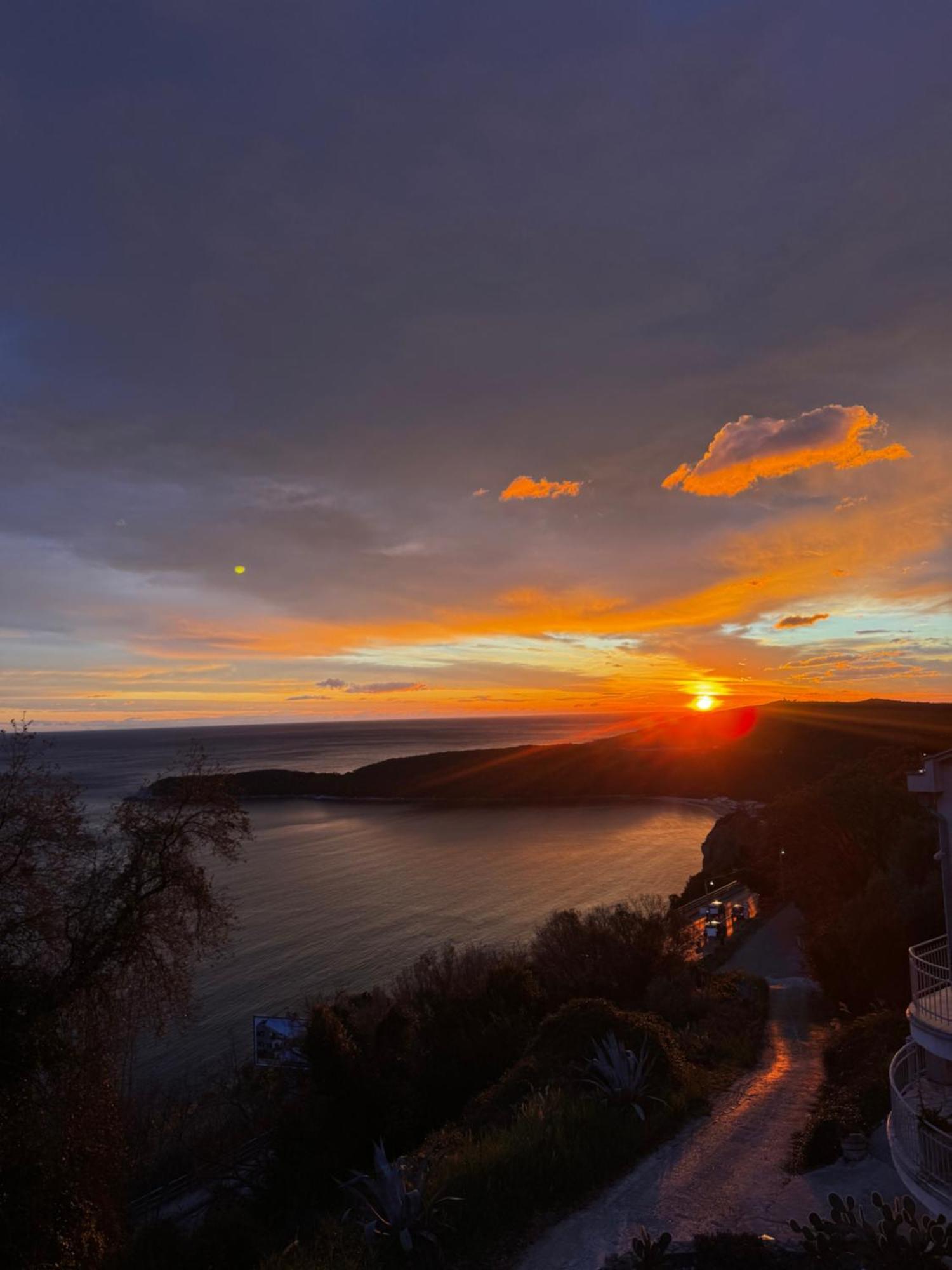 Budva Felix Suites Exteriér fotografie
